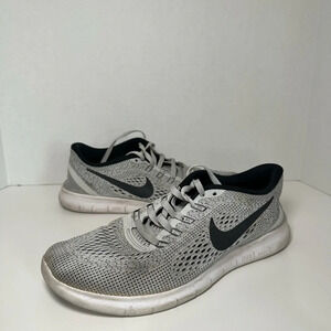 Nike Free RN Shoe Gray